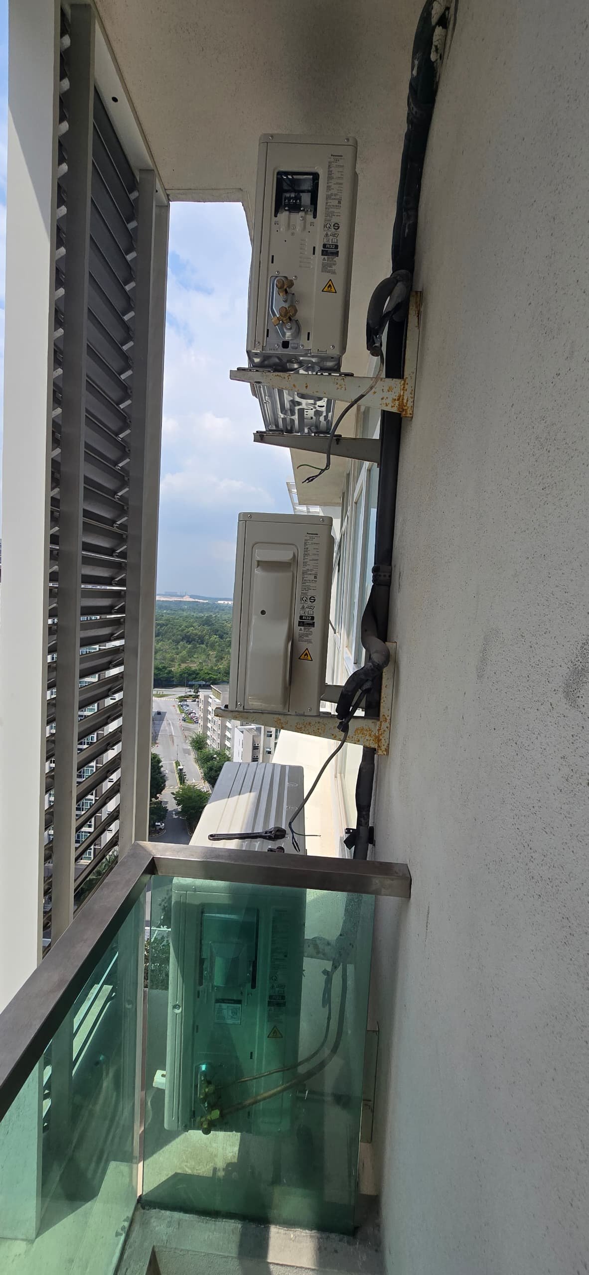 Professional air conditioning work